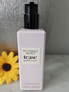 Victoria's Secret Tease Sugar Fleur Lotion